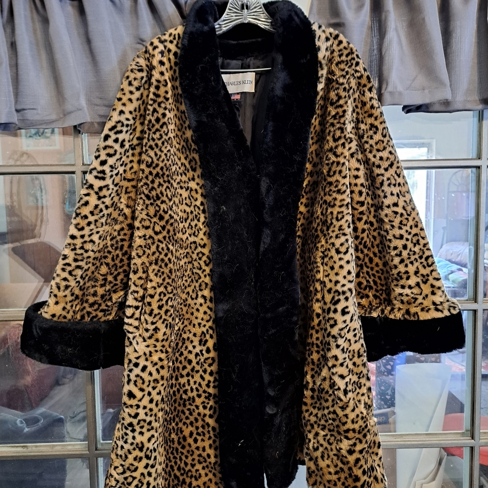 COPY - Animal print swing coat